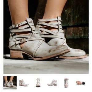 FREEBIRD BY STEVEN Stair Boots in Ice Size 7